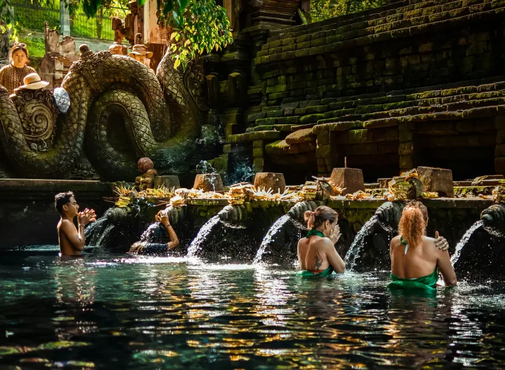 tirta empul (2)